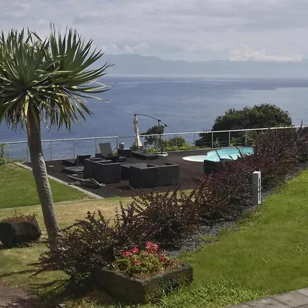 A Casa Do Ouvidor 4* São Roque do Pico