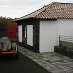 A Casa Do Ouvidor 4* Sao Roque do Pico