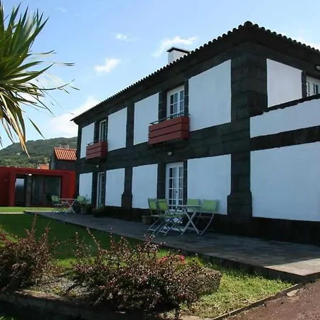 A Casa Do Ouvidor בית הארחה