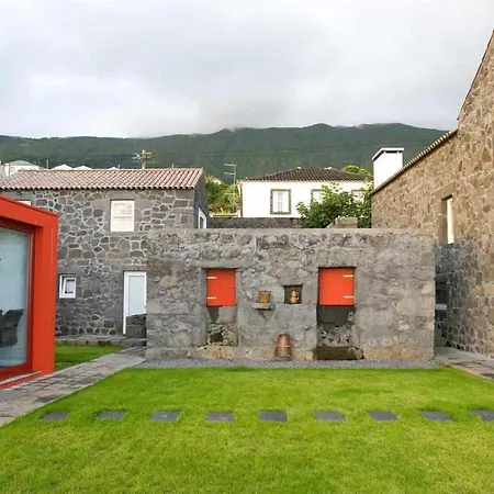 A Casa Do Ouvidor 4* São Roque do Pico