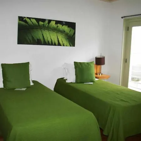 A Casa Do Ouvidor 4* São Roque do Pico